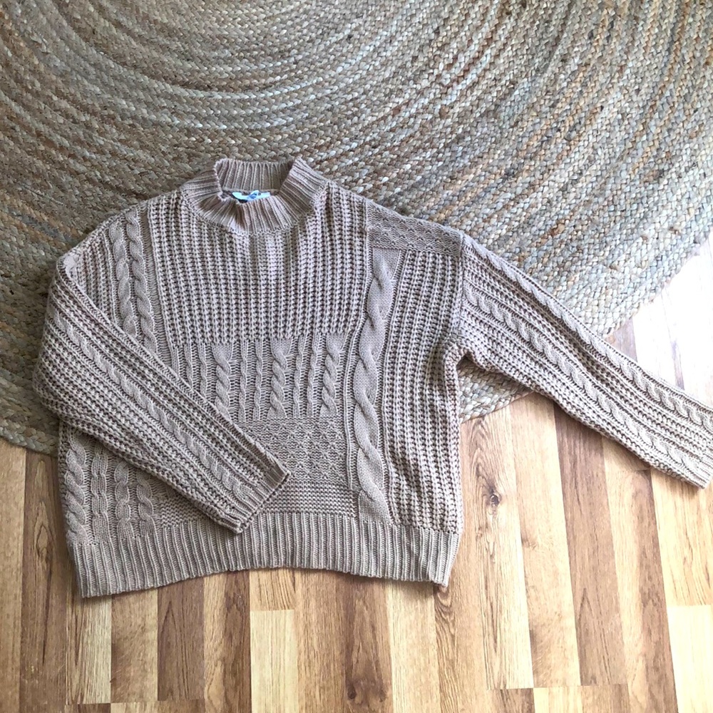 Earth-Toned Comfort: Large-sized Knit Sweater with a Medium Fit